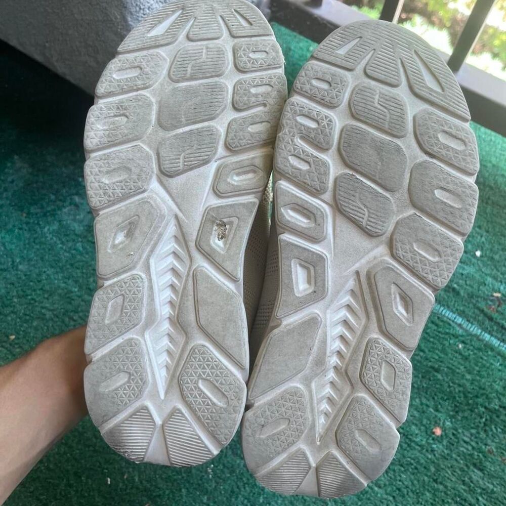 Unbranded Women's White and Cream Trainers - Picture 4 of 5